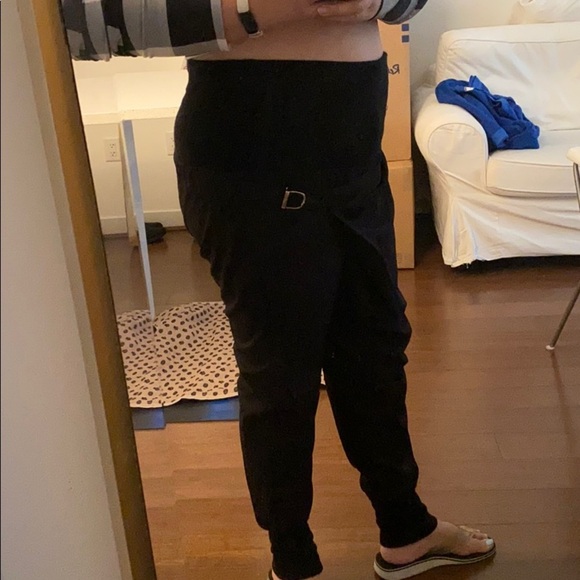 Chic pants - Picture 10 of 11